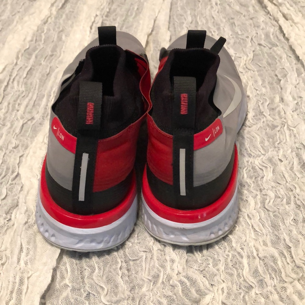 Nike react running shoes - Picture 2 of 11